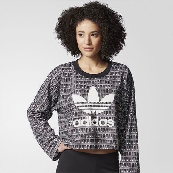 adidas Originals Tops - Adidas Originals Womens Cropped Sweatshirt Black White Trefoil Heart Pattern M